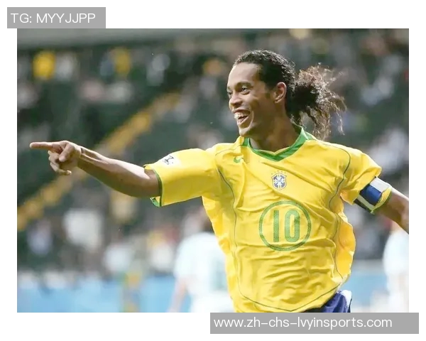 12号足球明星的传奇之路与背后的奋斗故事揭秘